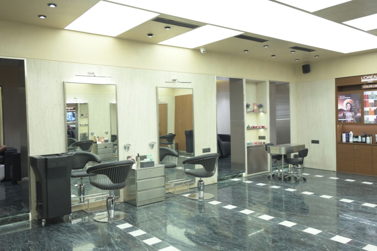 Sultanpur hair salon